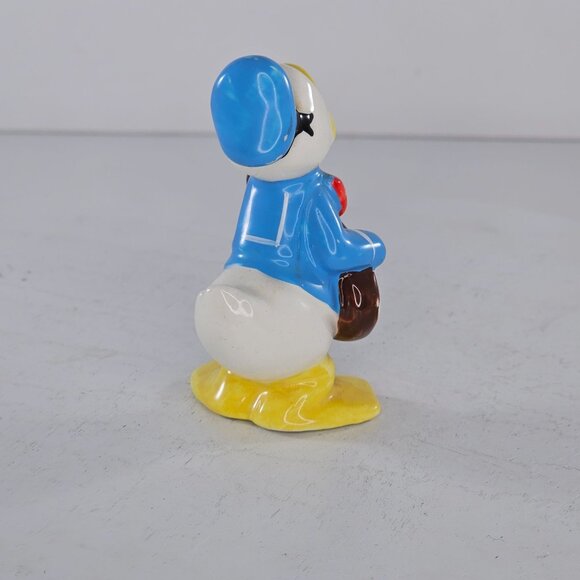 Vintage Walt Disney Productions Donald Duck Figurine Playing Guitar Singing - Picture 4 of 8